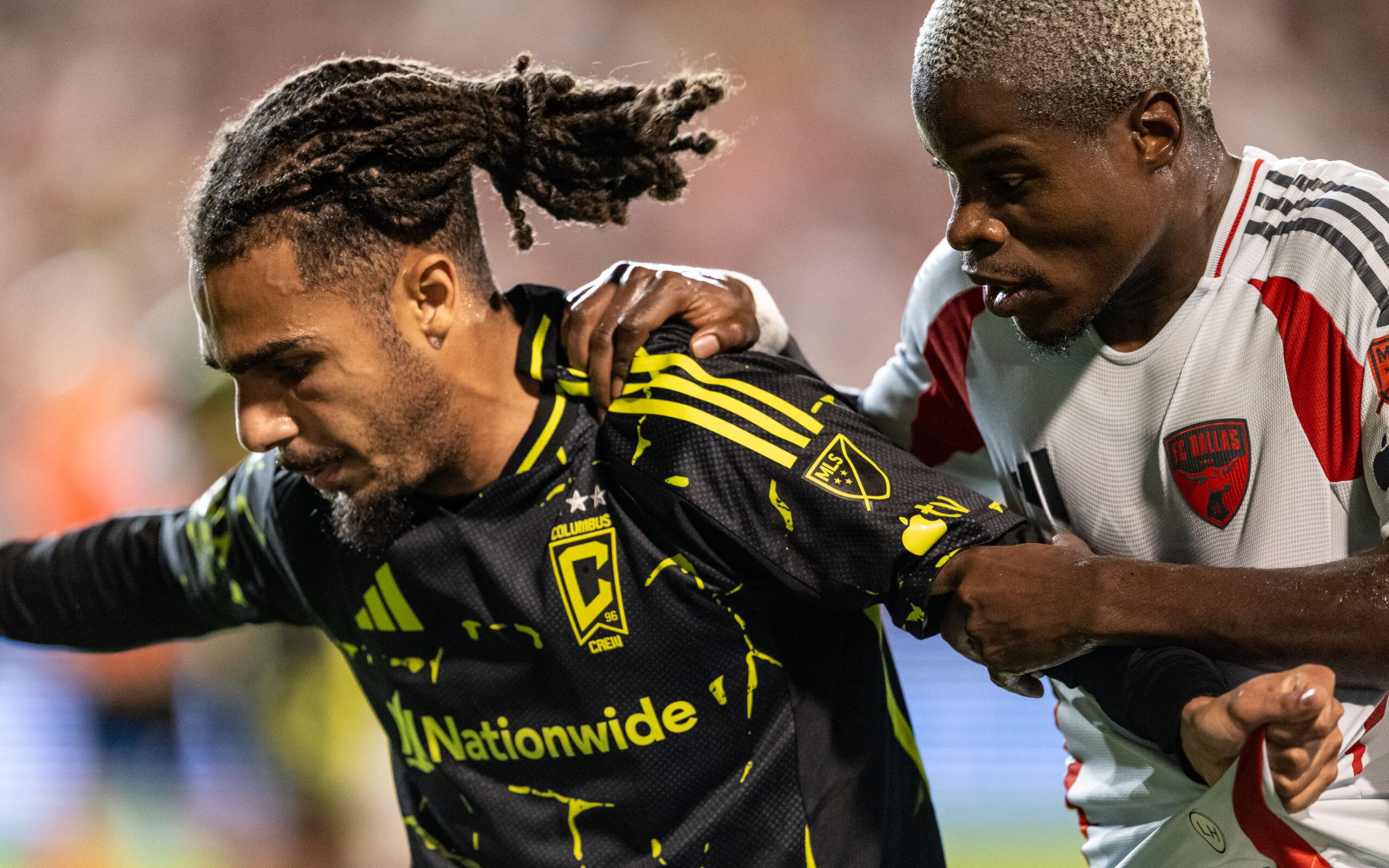 Bernie Kamungo (77) presses a defender, FC Dallas vs Columbus Crew, October 28, 2026. (Mike Brooks, 3rd Degree)