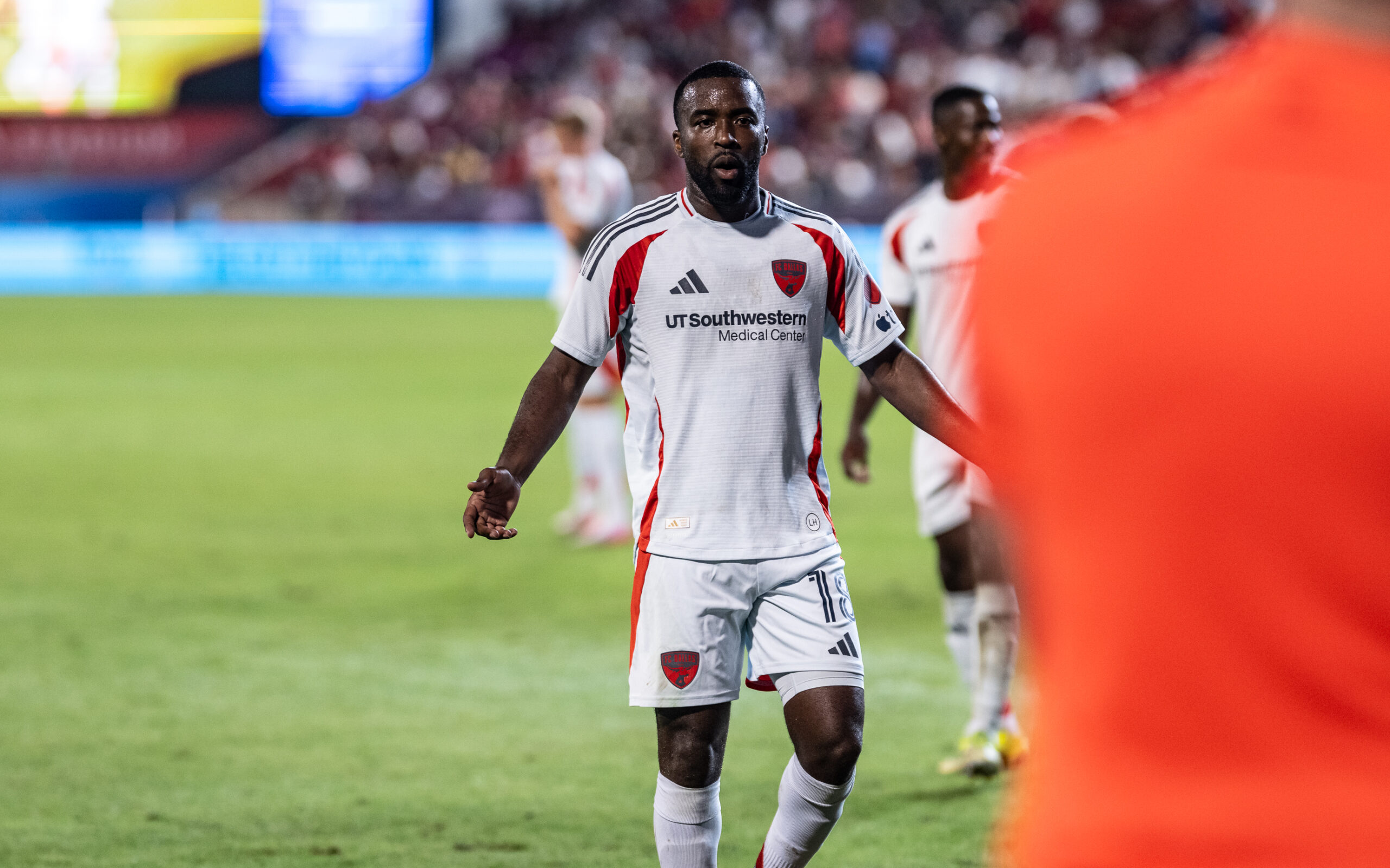Shaq Moore (18) has questions for the assistant referee, FC Dallas vs Columbus Crew, October 28, 2026. (Mike Brooks, 3rd Degree)